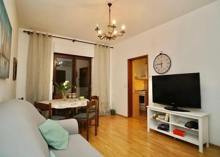 Nonna سيغيت فغانييتْسا